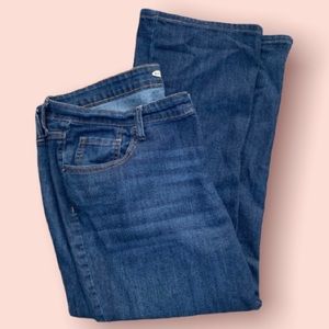 Old Navy size 16 The Diva capri blue jeans